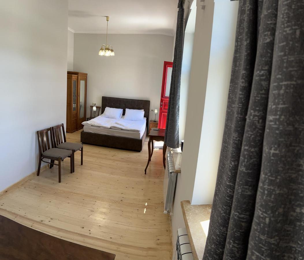 Toon 55 Otel Gümrü Dış mekan fotoğraf